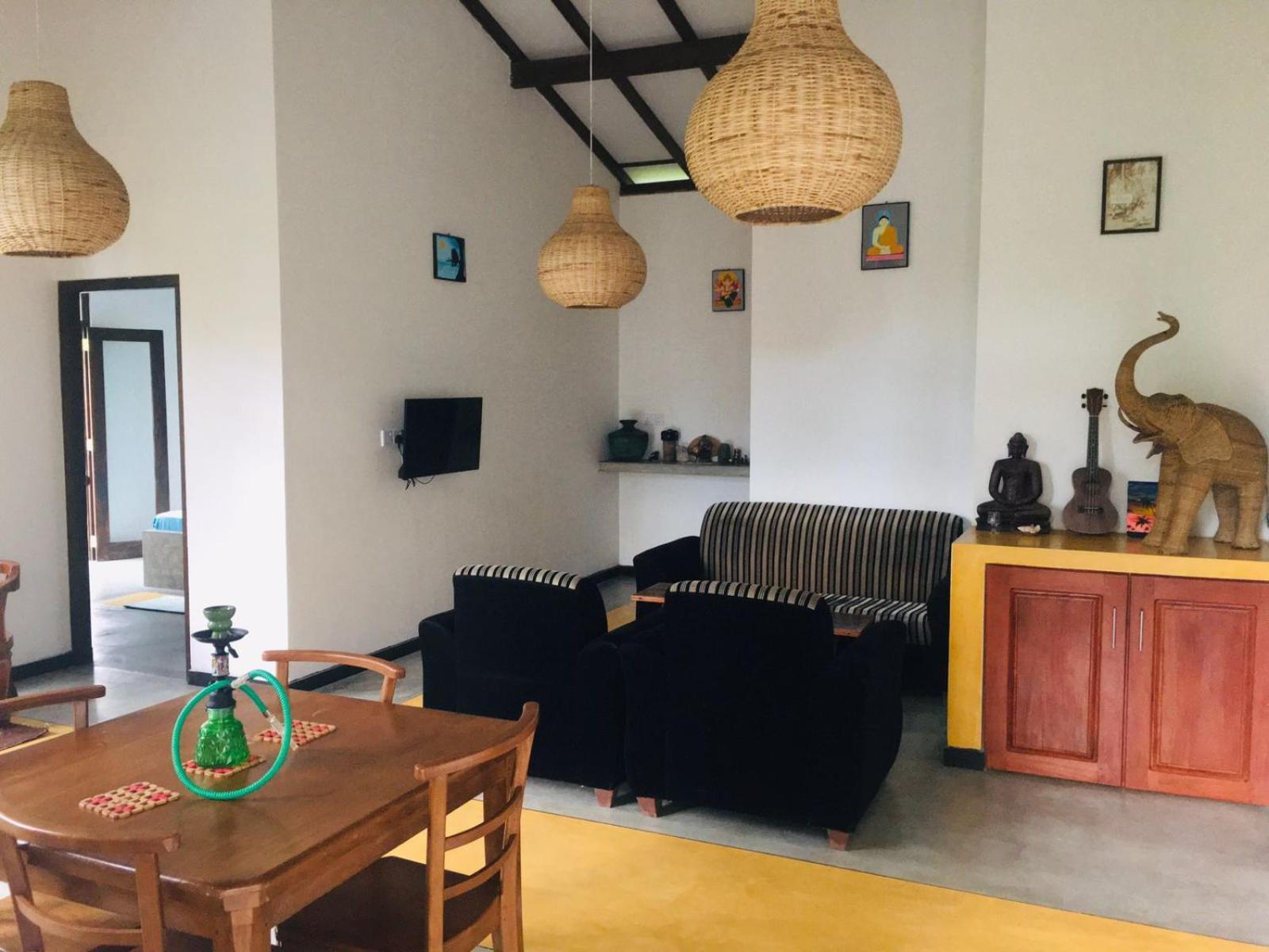 Om Villa Hikkaduwa Exterior photo